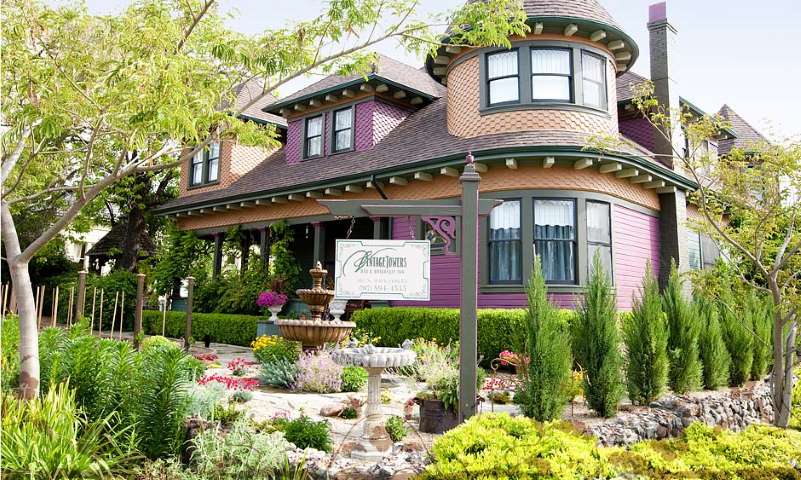 How About Staying At A Bed & Breakfast Inn On Your Holiday