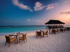 OBLU at Helengeli Strikes Gold at Virgin Holidays 2017 Awards beach-dining-tropical