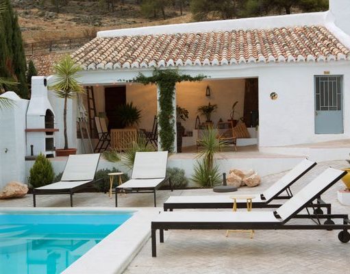 Almohalla 51 Launches Birdwatching Break Beneath Europe’s Avian Highway