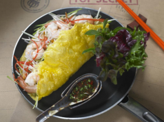 Stick to Your Healthy Resolutions with These Organic Food Destinations