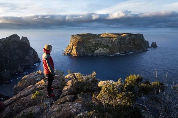 hiking in Tasmania