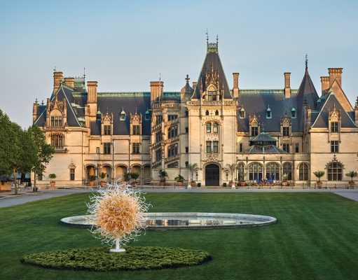 Chihuly glass sculptures, concerts under the stars help make summer shine at Biltmore this year
