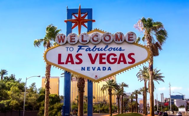 Welcome to Fabulous Las Vegas Sign - All You Need to Know BEFORE