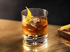 Whisky Cocktails for Every Office Holiday Partygoer