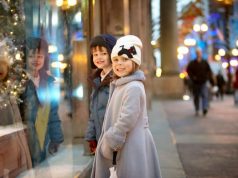 Amazing Holiday Traditions to Discover in Illinois