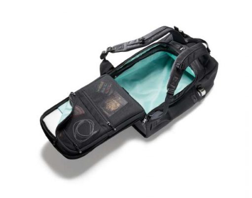 Magic carry-on backpack triples in size in seconds: New RiutBag X35