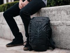 The First Packable Bag with Inflatable Camera Protection