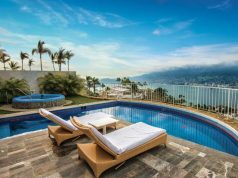 Live Like a Celebrity at Las Brisas Acapulco