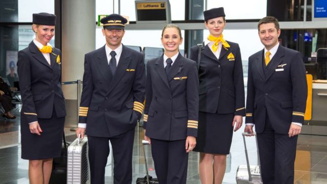 Lufthansa crew