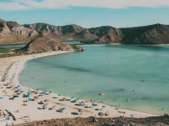 LA PAZ, MEXICO, FURTHERS THE OPENING OF BEACHES AND ACTIVITIES WITH LIMITED CAPACITY Playa Balandra, La Paz, Mexico