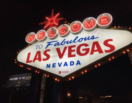 10 Las Vegas Instagram Spots You’ll Want To Visit las vegas sign
