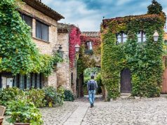 Discover another side of Catalonia Catalonia hillside village