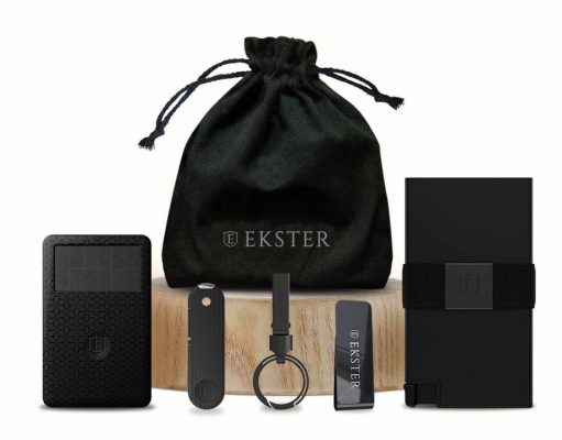 Give Your Traveler a Smart Wallet this Christmas Ekster Holiday Bundle