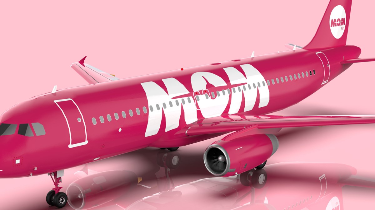 MOM Airline Iceland