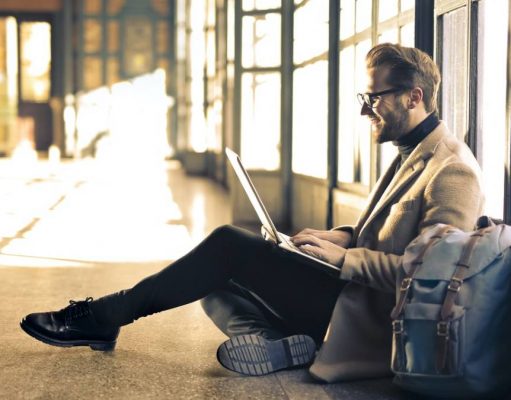 7 Jobs for Those Who Love to Travel travel working