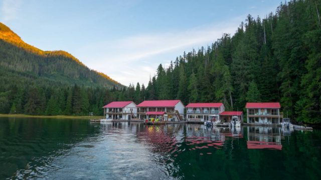 Nootka Sound Resort