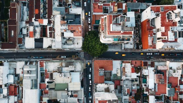 andrea-leopardi-PduFeiUVhuw-unsplash where to move