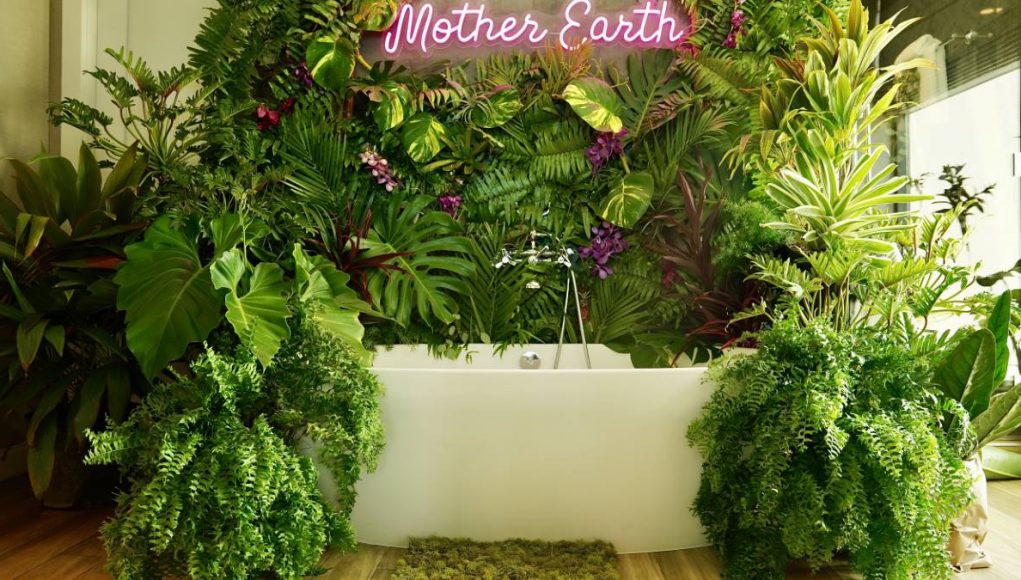 soaker tub done up like mother nature for earth day