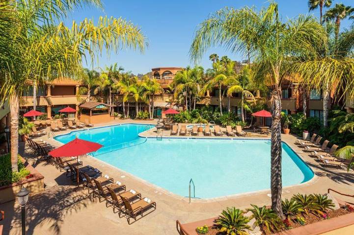 Handlery San Diego Hotel pool