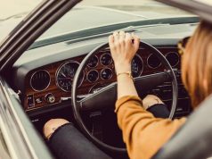 The Major Factors That Contribute To Your Overall Safety While Driving girl driving a car