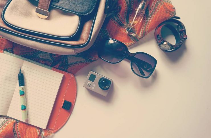 items to take with you wehn you travel