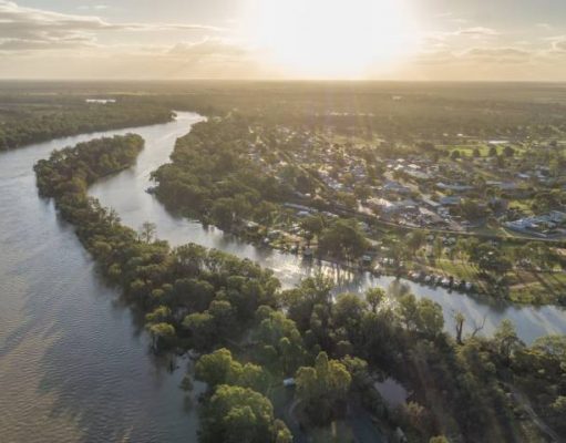 12 WAYS TO EXPERIENCE THE MURRAY Murray Darling Junction, Wentworth