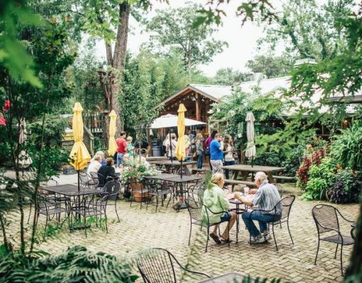 North Carolina BBQ and Bottles: Lexington and Beyond Hubba Hubba Smokehouse