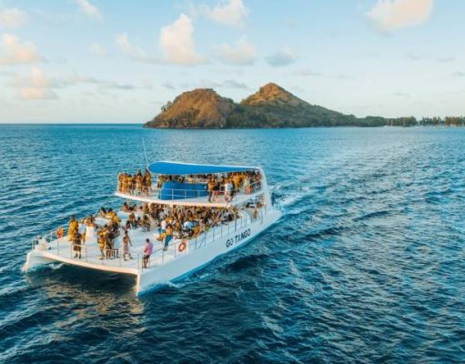 Want to Host a Private Boat Party? Here’s a Helpful Planning Guide party boat
