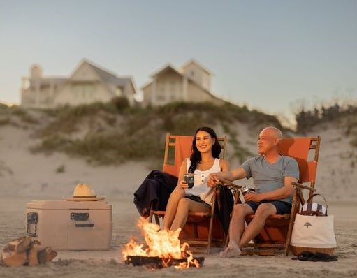 Warm Up With Winter Weekends at Cinnamon Shore couple on the beach at Cinnamon Shore