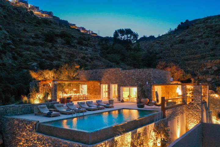 Rent a Greek Villa for your next Vacation