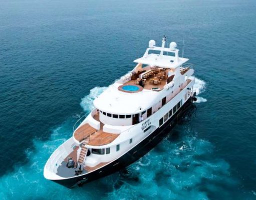 Kontiki Expeditions Launch Cruises Along Coastal Ecuador