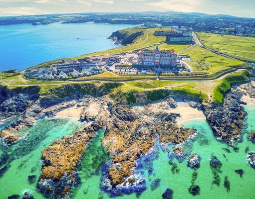 Stay Like Royalty in Iconic Victorian Hotel and Celebrate Platinum Jubilee