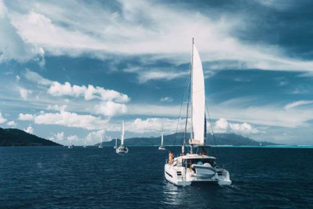 yacht week sailing in tahiti