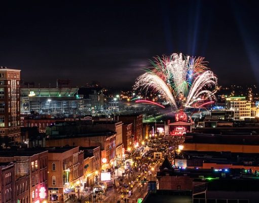 Beyond Broadway: Nashville’s Best Group Tour Experiences in Music City