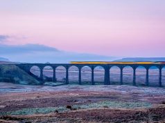 What are the best ways to travel through the UK?