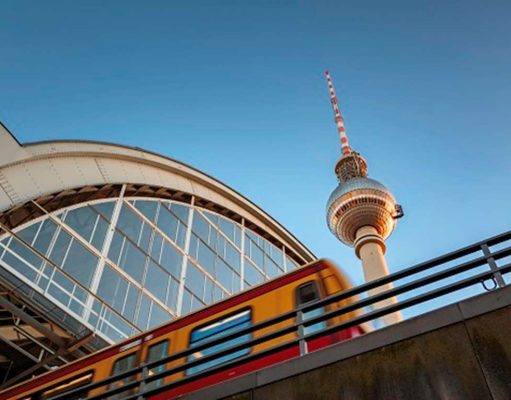 Explore the whole of Germany: 9-euro ticket for local and regional public transport berlin trian station