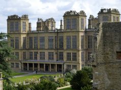 Top 10 Tourist Attractions in Derbyshire, England Hardwick Hall Hardwick tudor architecture