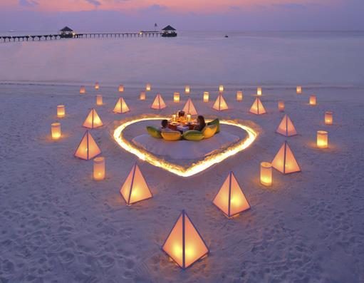 Gili Lankanfushi Maldives Unveils ‘Bucket list on the Beach’ Dining Experiences Lanterns at palm beach