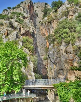 Adrenaline-filled adventures in breathtaking landscapes: Türkiye’s canyons are waiting to be discovered Saklkent Kanyonu