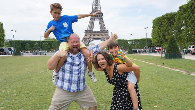 Family's photo in Paris