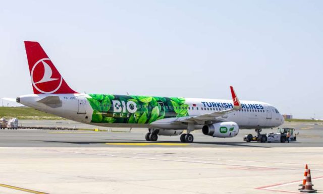 Turkish Airlines with bio fuel