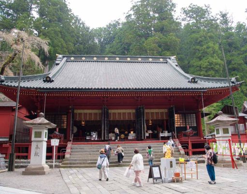 From Asakusa to Nikko with the Tobu Railway