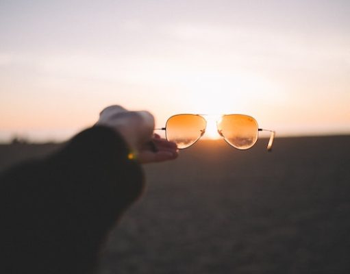 How to better protect your eyes during winter trips