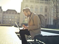 How to Make a Living Playing Online Poker While Traveling the World