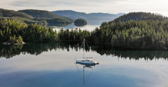 haida gwaii sailing tours