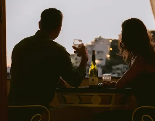 Why a dating app is a traveler’s best friend