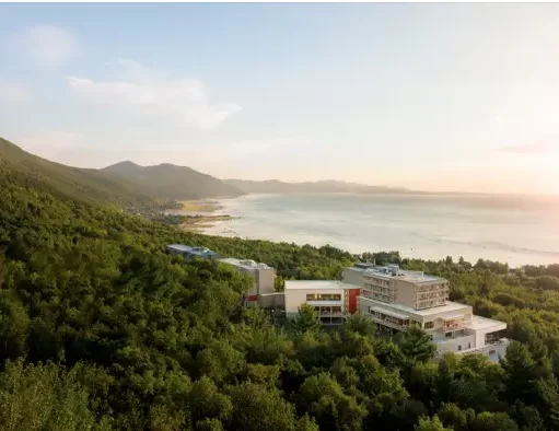 Club Med Kicks Off Spring