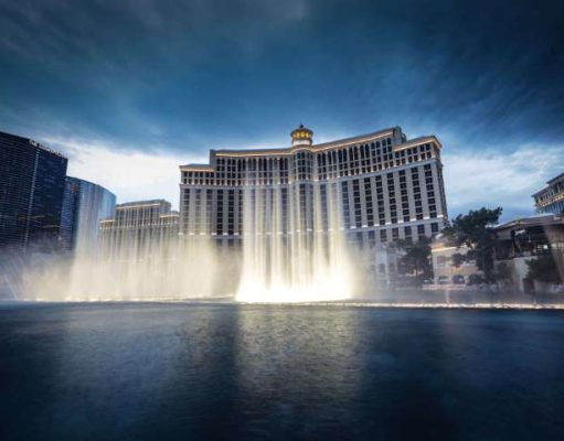 Best Time to Book Cheap Flights to Vegas
