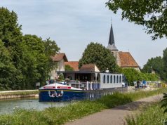 Book a Luxury Hotel Barges for the 2024 Summer Olympics in Paris