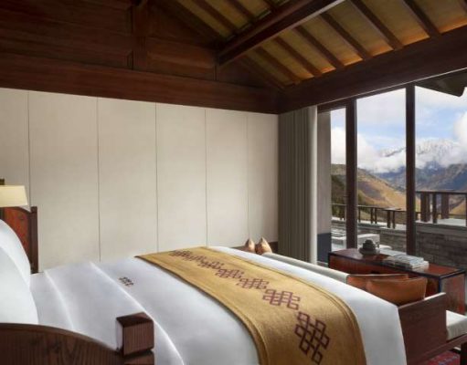 Ritz-Carlton Reserve Debuts In China With A Resort In Jiuzhaigou, Part Of The Country’s Magical “Valley Of Nine Villages”